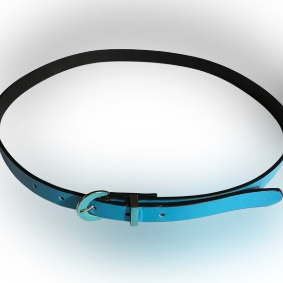 NWOT Kenneth Cole Reaction belt, Cottagecore, Size S, M, 100% polyurethane - Picture 14 of 14